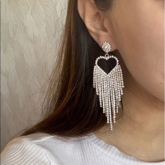 ⭐️ Big Silver Rhinestone Heart - Picture 6 of 7